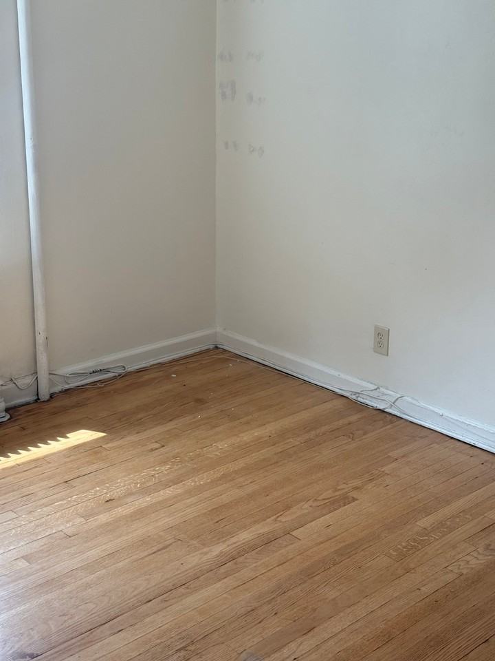 127 Belknap Ave #2 - Photo 5 of 5