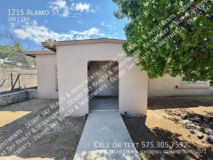 1215 Alamo St - Photo 2 of 19