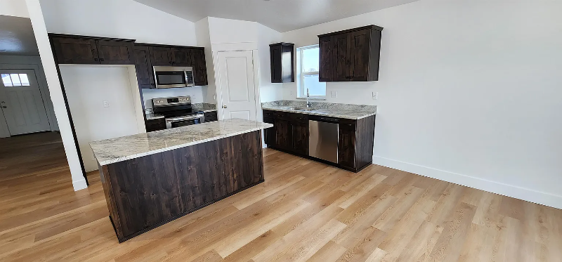 4940 Masterson Cir - Photo 5 of 12