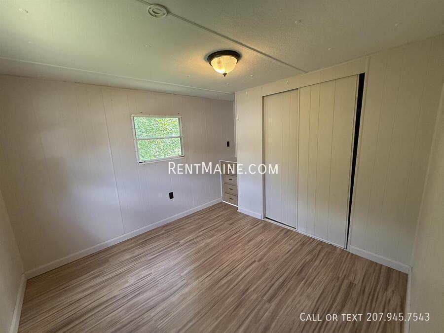 715 College Ave - Photo 3 of 6