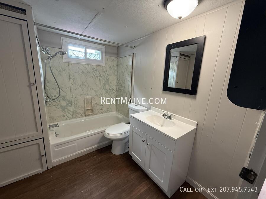 715 College Ave - Photo 5 of 6