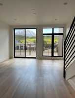 featured image of 930 Blue River Pkwy #4C