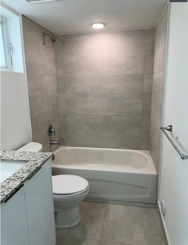 535 Sw 5th St #1 - Photo 5 of 11