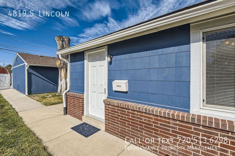 4819 S Lincoln St - Photo 4 of 29
