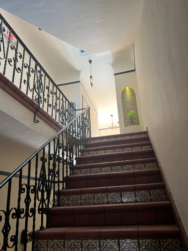 420 S Detroit St #8 - Photo 5 of 18