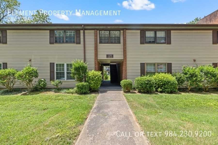 1208 Manassas Ct #A - Photo 2 of 19
