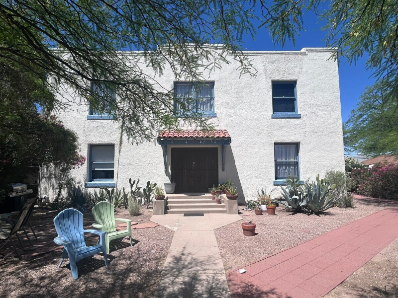 150 E 16th St #7
