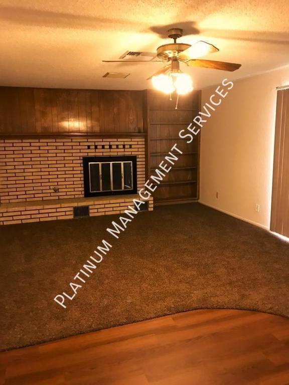 440 Cheyenne Cir - Photo 2 of 8