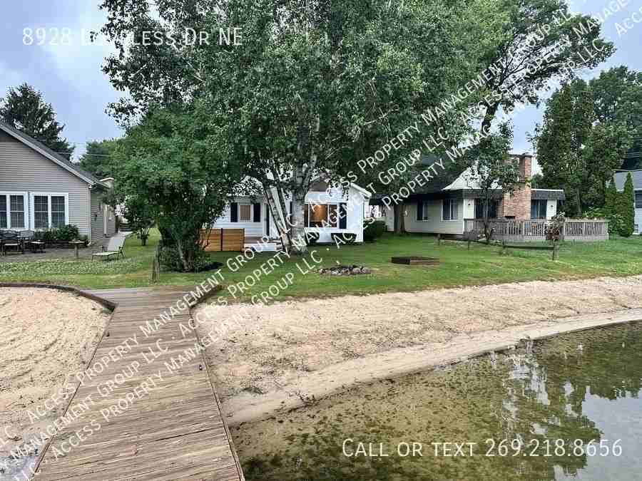 8928 Loveless Dr Ne - Photo 3 of 30