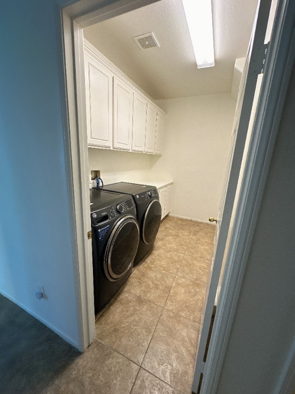 13703 Turf Paradise St - Photo 7 of 7