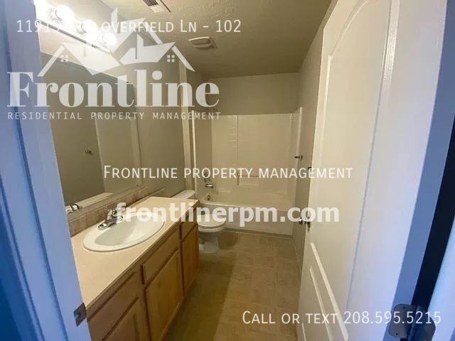 11915 W Clover Field Ln #102 - Photo 4 of 9