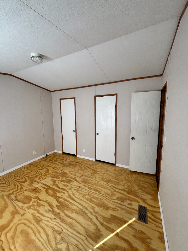 110 Leblanc St - Photo 4 of 6