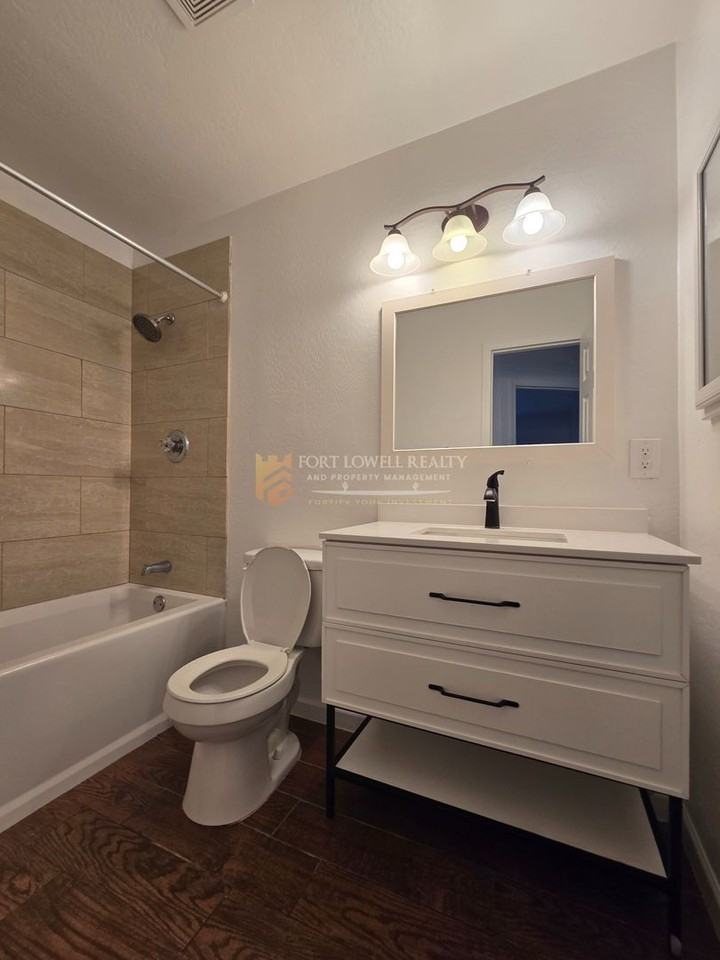6 E Hill Dr #A - Photo 7 of 13