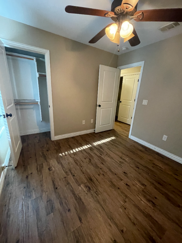 408 W Johnson St - Photo 7 of 13