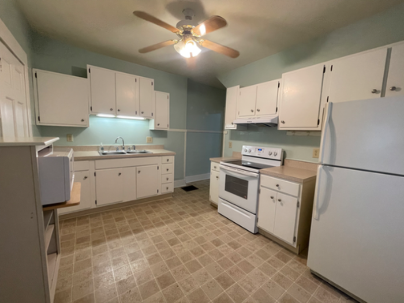 733 S 7th St - Photo 4 of 10
