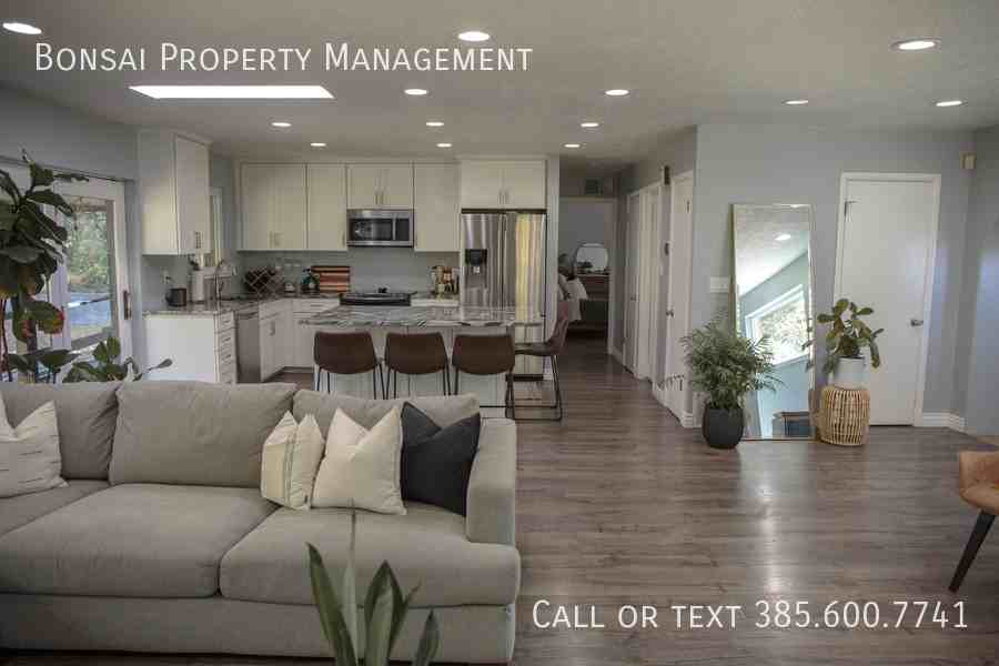 3281 E Fortuna Dr - Photo 7 of 14