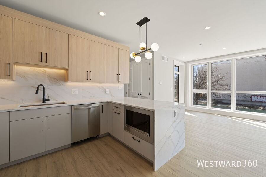 2354 W Polk St #205 - Photo 3 of 18