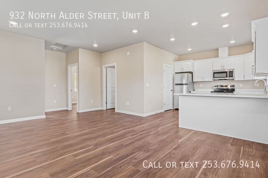 932 N Alder St - Photo 6 of 18