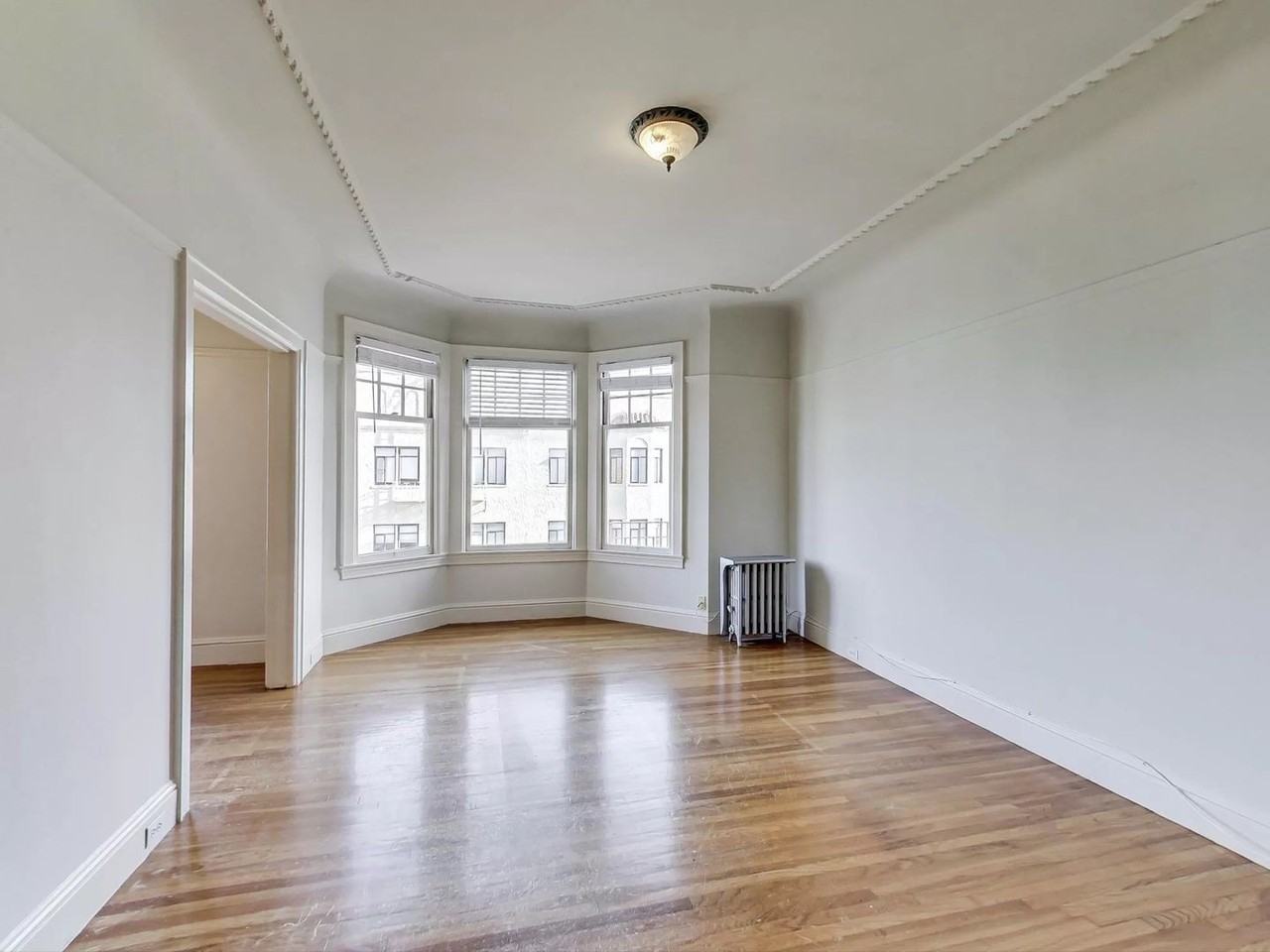 2485 Chestnut St #205 - Photo 2 of 12