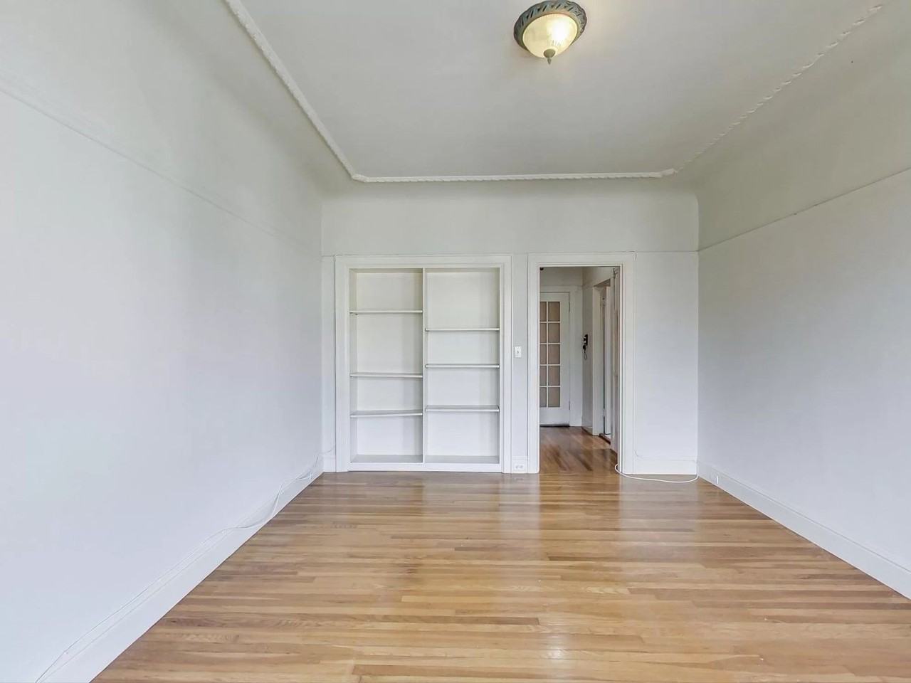 2485 Chestnut St #205 - Photo 4 of 12