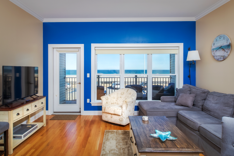 83 Ocean Blvd #210 - Photo 3 of 16