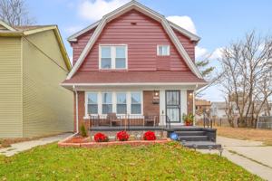 featured image of 2466 Highland St