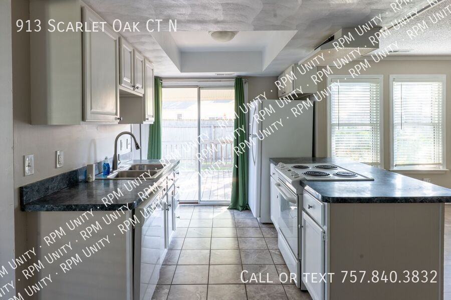 913 Scarlet Oak Ct N - Photo 7 of 13
