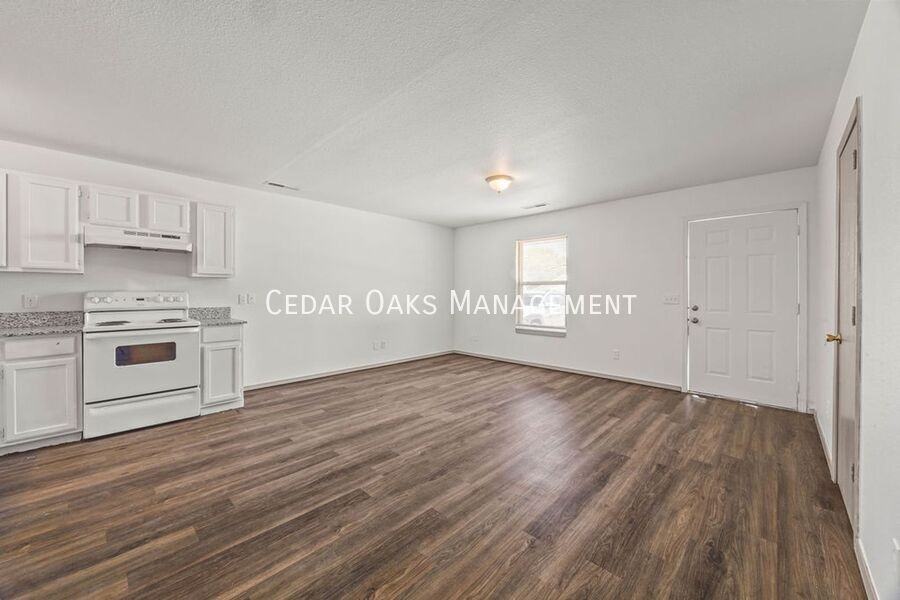 111 Josie Pl - Photo 2 of 21