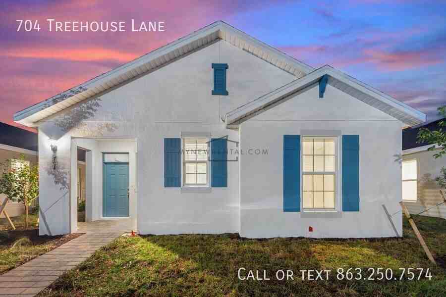 704 Treehouse Ln - Photo 3 of 30