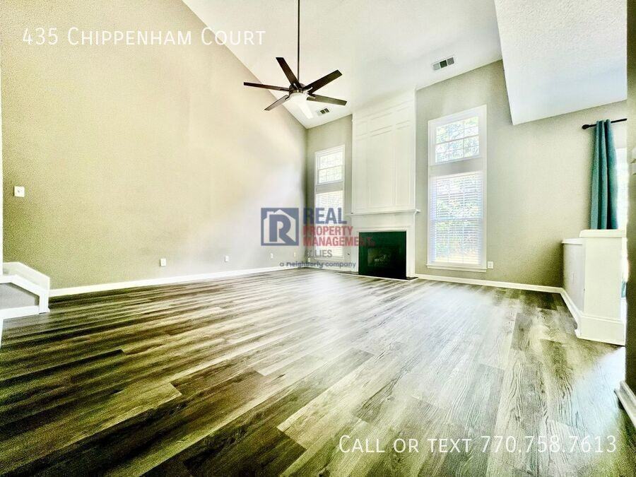 435 Chippenham Ct - Photo 4 of 23