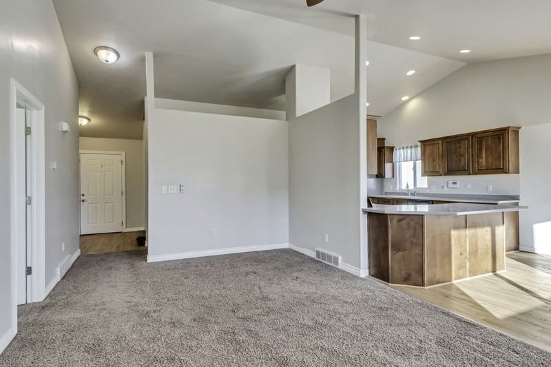 6924 N Chippewa Dr - Photo 5 of 19