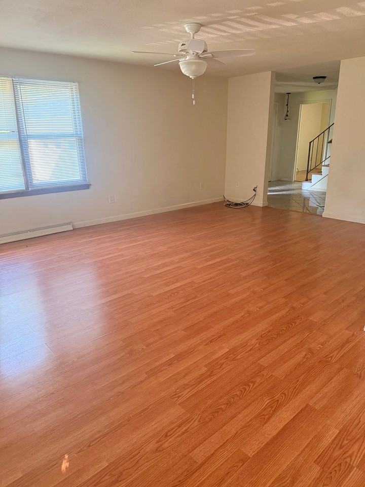 323 Matilda Ave - Photo 6 of 17