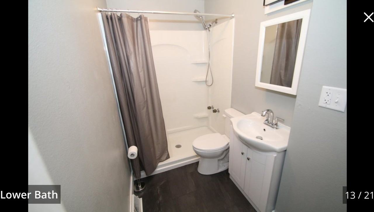 7300 W Stevenson St - Photo 3 of 9