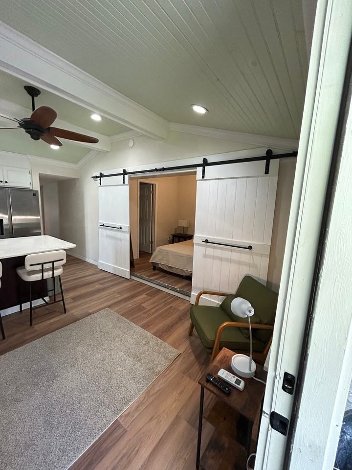 5626 28th Ave S #B - Photo 3 of 18