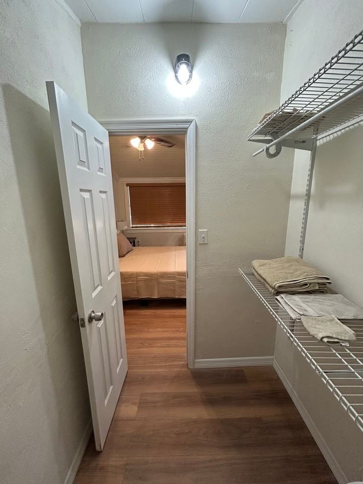 5626 28th Ave S #B - Photo 6 of 18