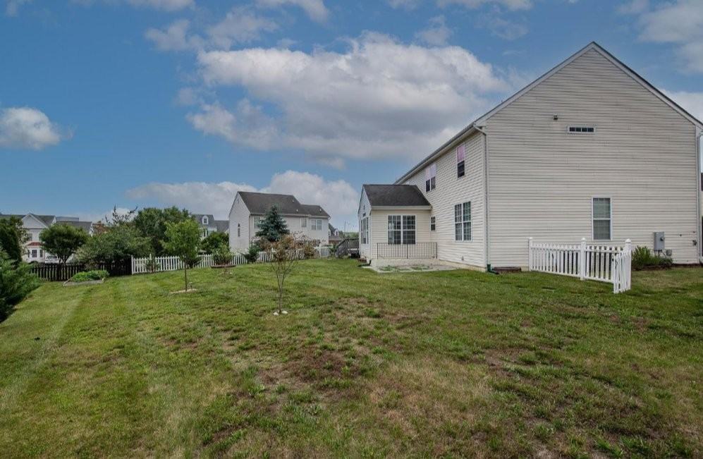 73 Anthony Taylor Way - Photo 3 of 20