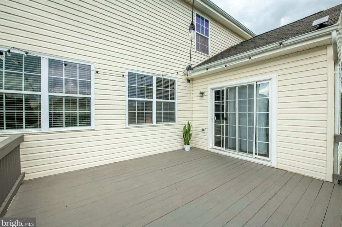 73 Anthony Taylor Way - Photo 4 of 20