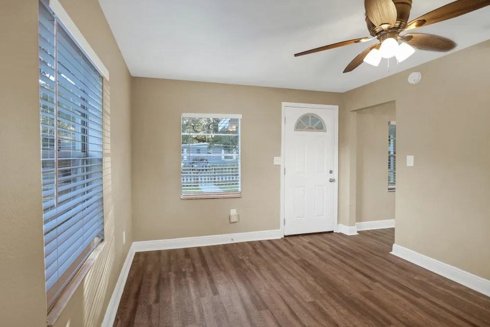 8717 N Mandarine Pl - Photo 2 of 10