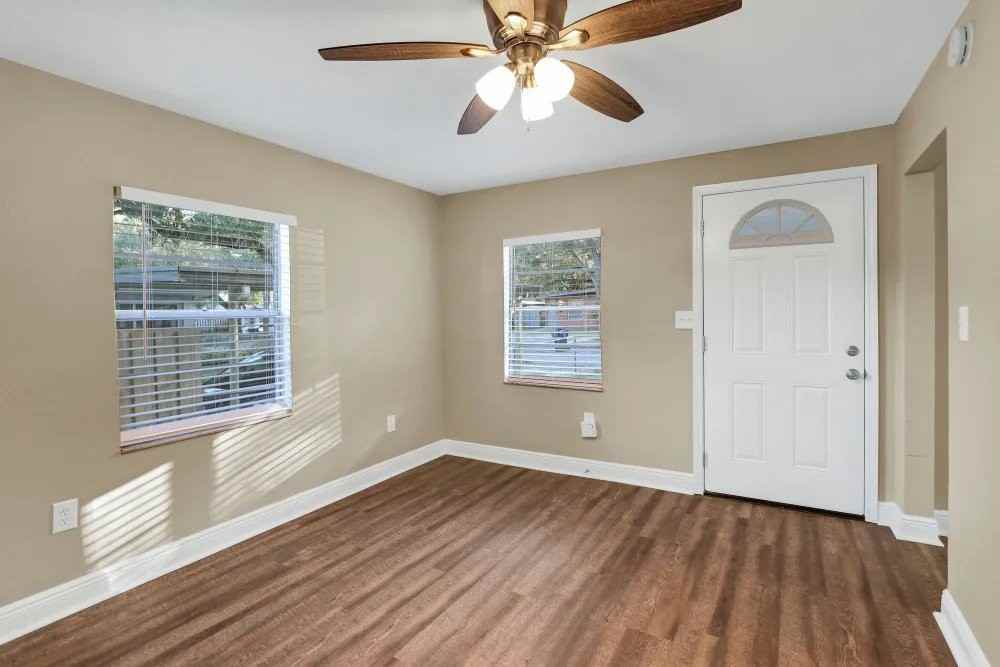 8717 N Mandarine Pl - Photo 3 of 10