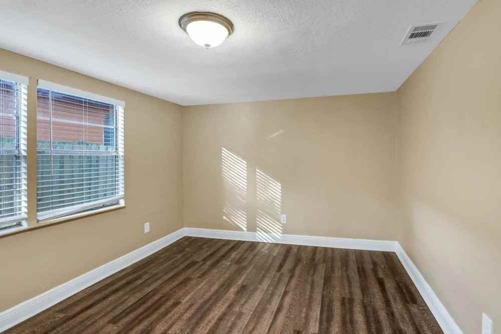 8717 N Mandarine Pl - Photo 4 of 10