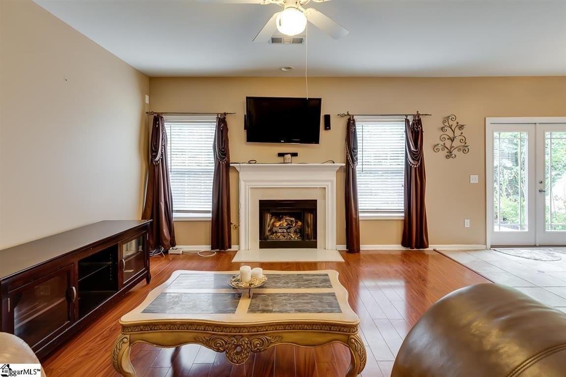 14 Farm Brook Way - Photo 4 of 20