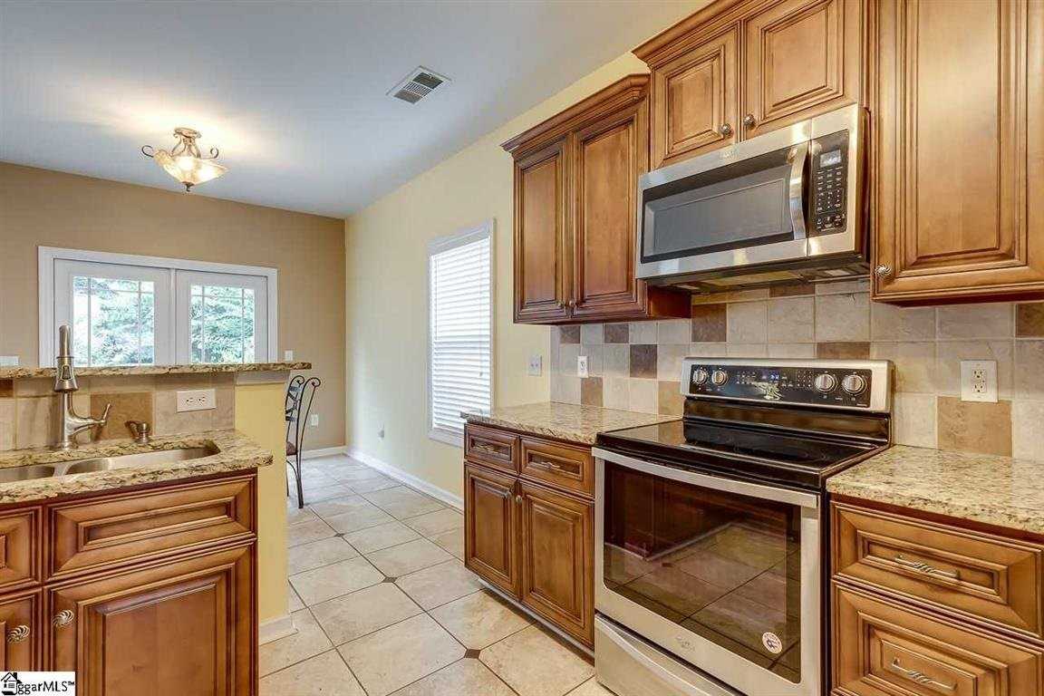 14 Farm Brook Way - Photo 7 of 20