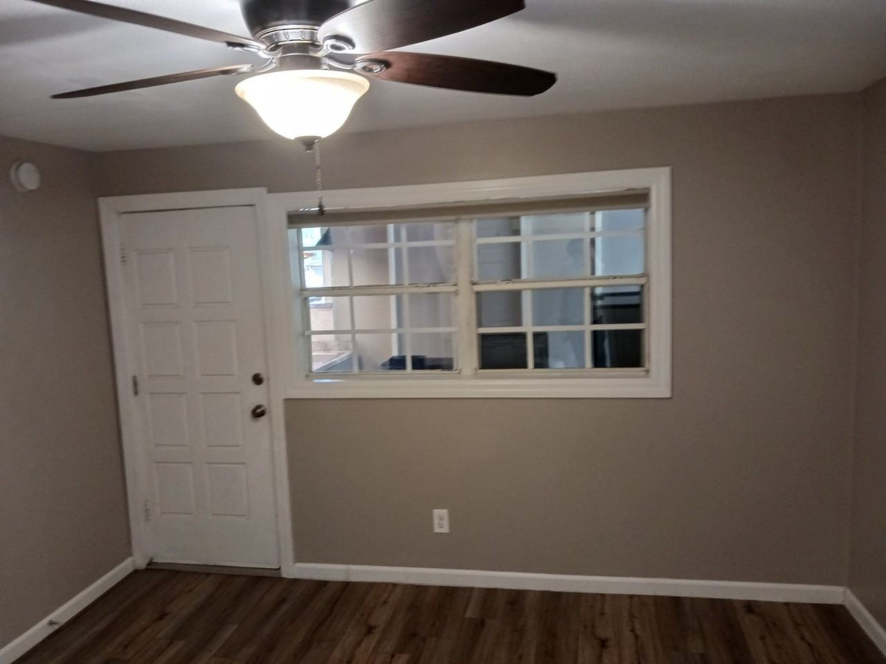 2721 Sidney Ave #3 - Photo 6 of 8