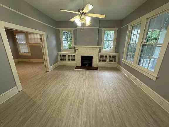 2904 Beacon Ave #B - Photo 3 of 18