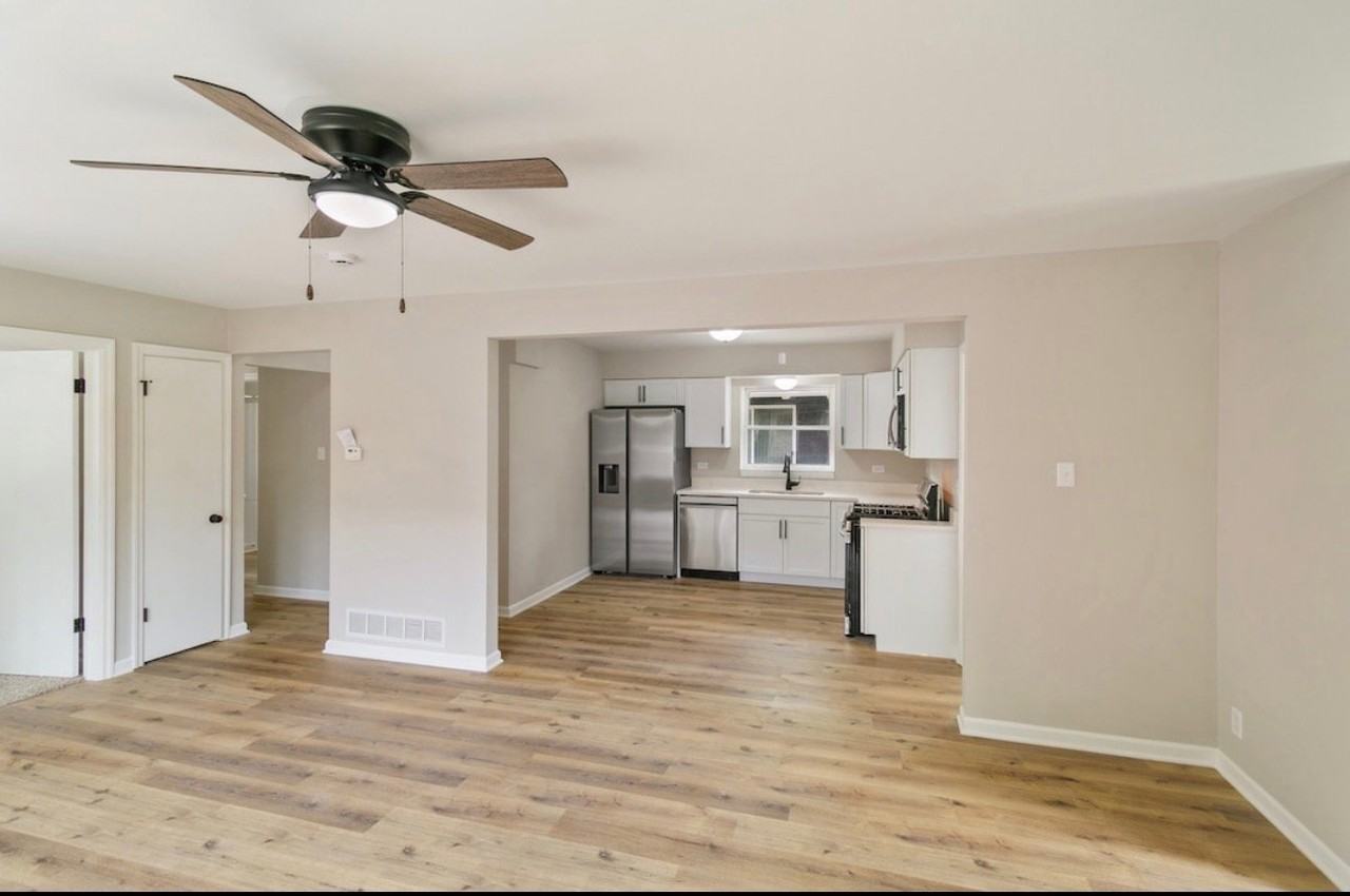 18504 Riegel Rd - Photo 3 of 12