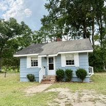 572 W Manchester Rd - Photo 1 of 1