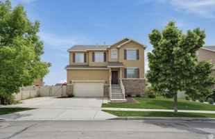 featured image of 1805 W Grays Pl