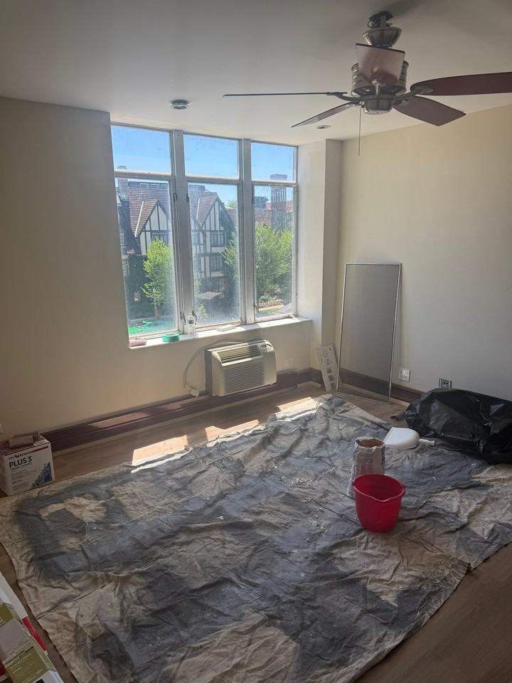 580 N Bank Ln #33 - Photo 3 of 12