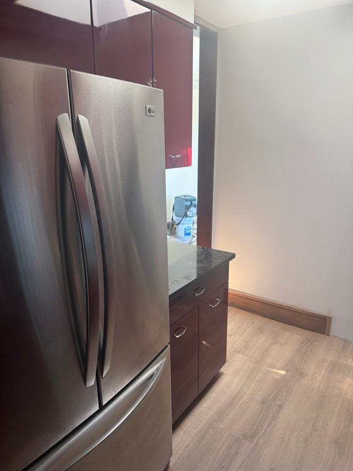 580 N Bank Ln #33 - Photo 6 of 12