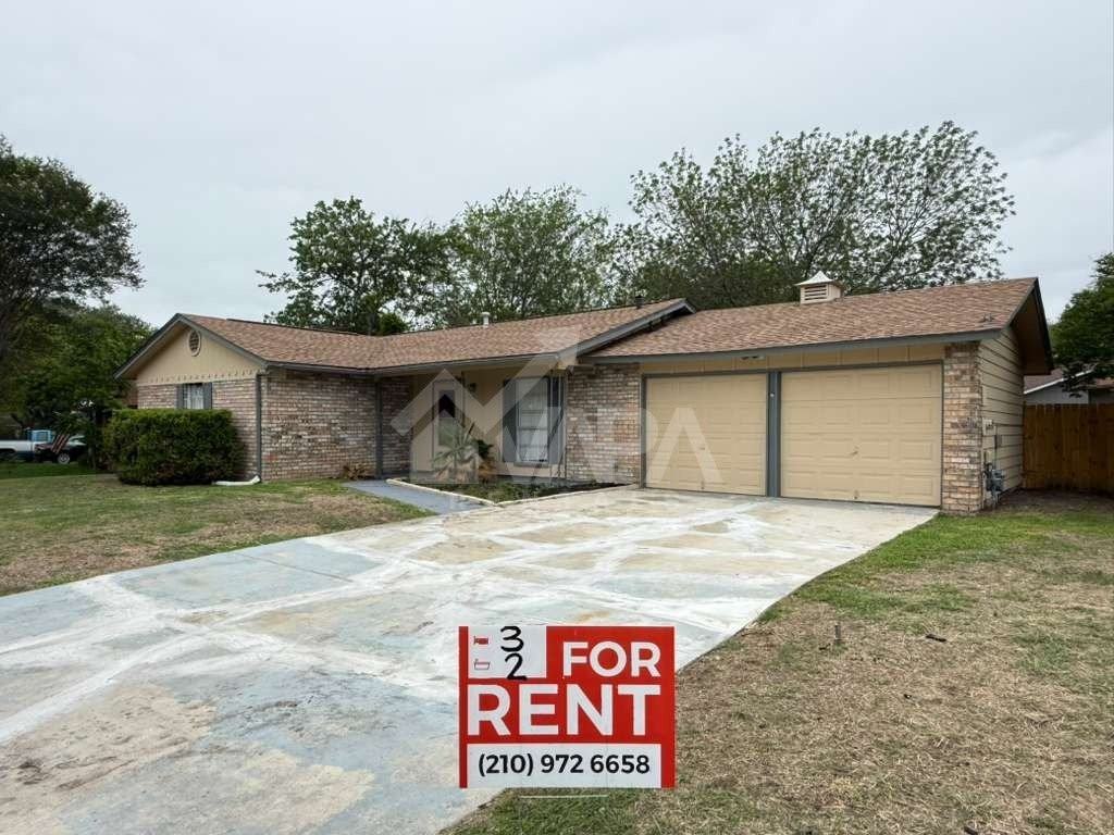 5419 Lake Grove Dr